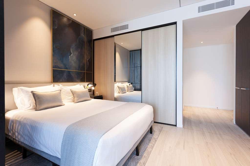One Global Resorts Green Square Sydney Room photo A bedroom at The Standard London